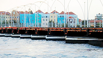 Queen Emma Bridge (aka "The Swinging Old Lady)